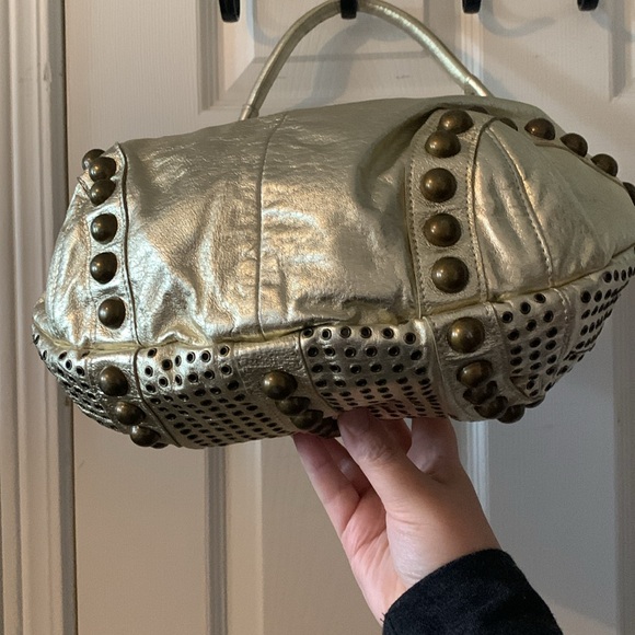6. Danier Gold Leather Boho Bag - Vintage - Picture 7 of 9